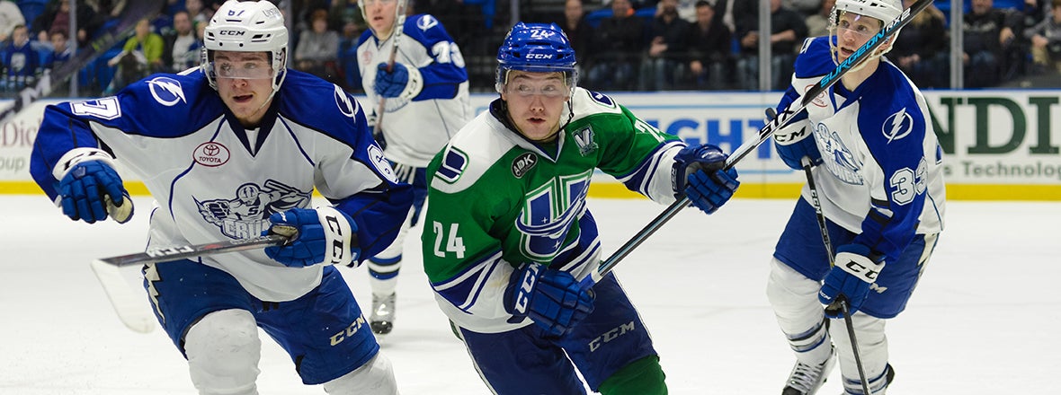 COMETS HOT STREAK CHILLED BY CRUNCH