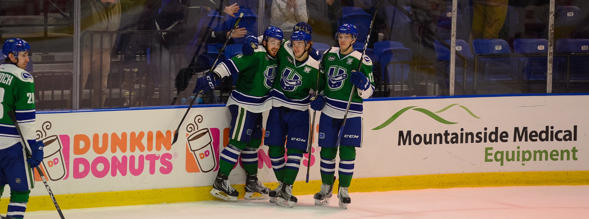 COMETS SEND DEVILS PACKING ON A SUNDAY AFTERNOON