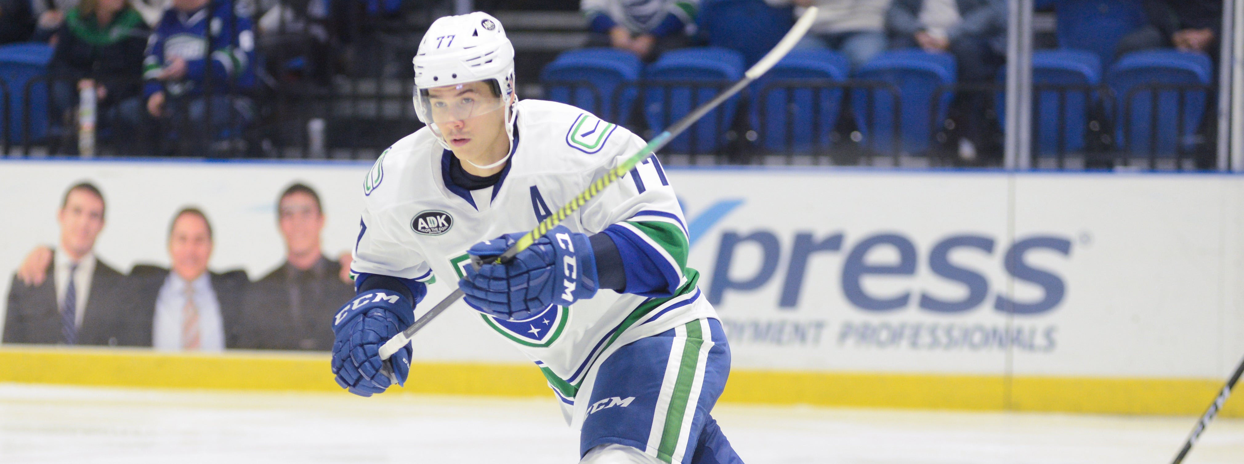 COMETS GO UP AGAINST AMERKS