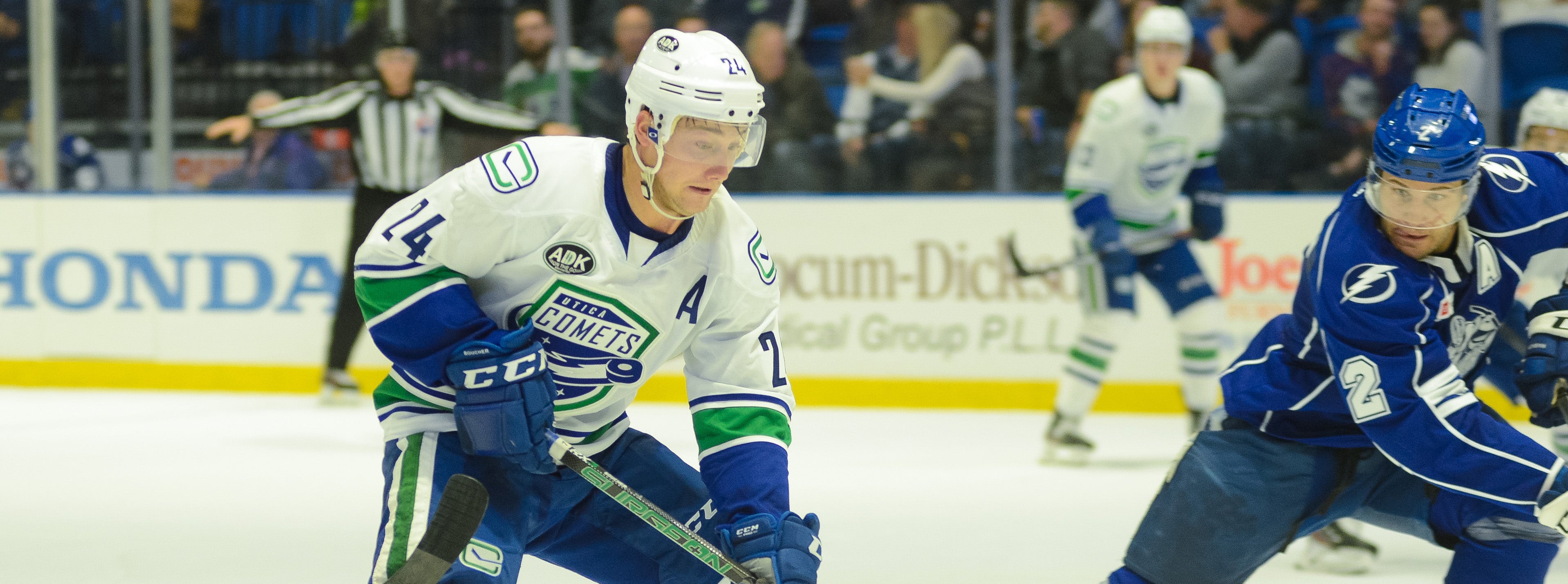 COMETS, CRUNCH BATTLE IN THANKSGIVING EVE SHOWDOWN