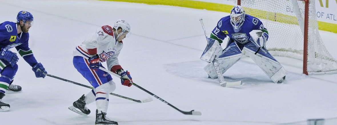 COMETS POWER PAST ICECAPS