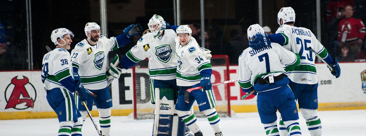 COMETS WIN IN A SHOOTOUT AGAINST DEVILS