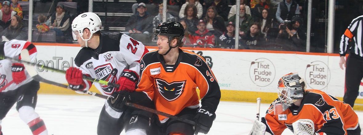 COMETS POINT STREAK ENDS AGAINST PHANTOMS