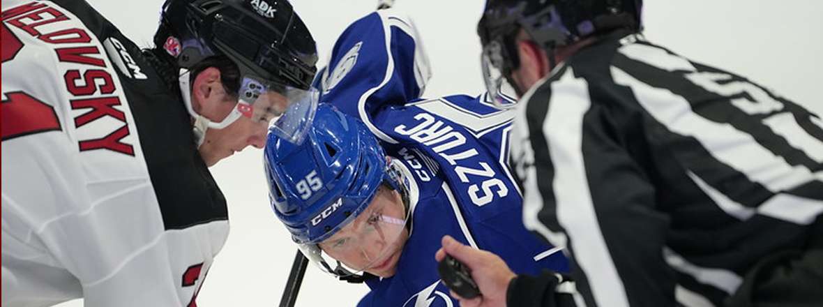 Comets Fall to Crunch in Preseason Opener, 3-2