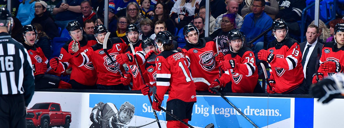 Comets Outlast Penguins, Win 3-2 in Shootout 