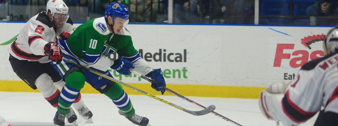CANUCKS REASSIGN BRENDAN GAUNCE TO THE COMETS