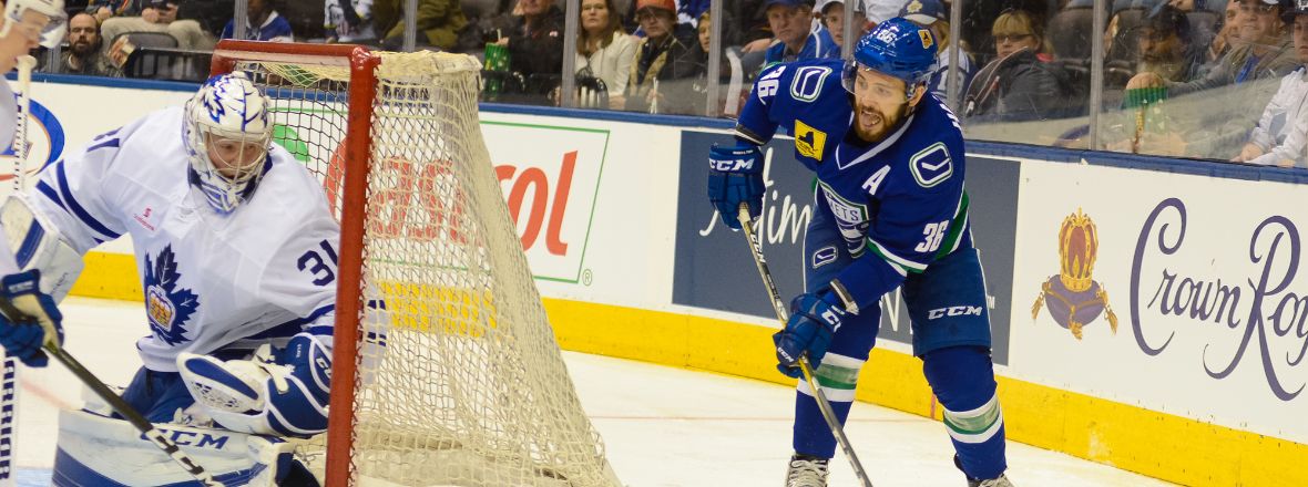 Comets Streak Snapped in Toronto