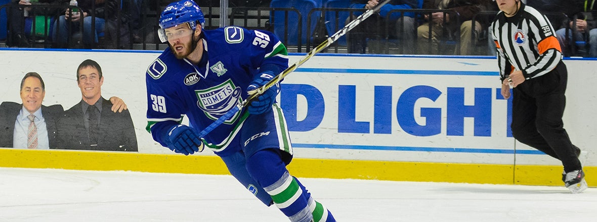 COMETS RELEASE FORWARD MARCO ROY