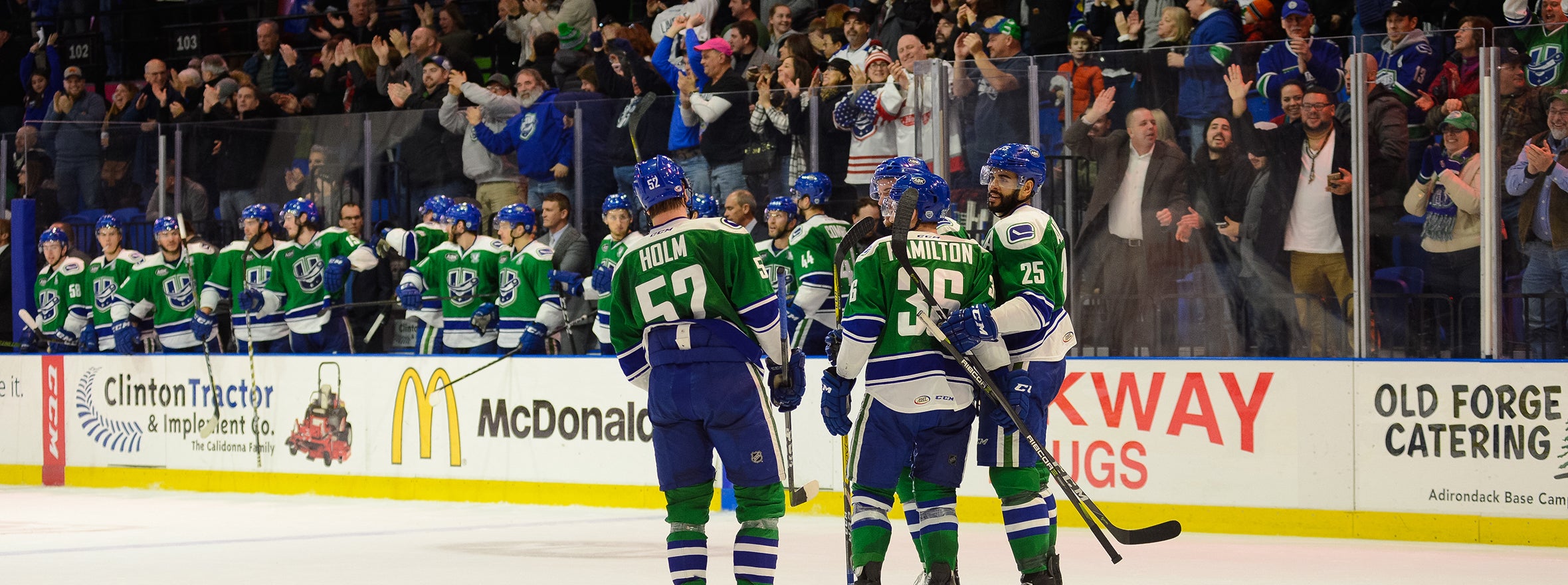 BACHMAN’S BIG NIGHT CARRIES COMETS TO WIN OVER CRUNCH