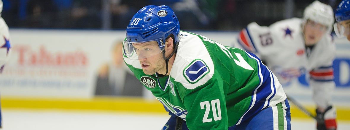 COMETS SIGN FORWARD BRENDAN WOODS TO AN AHL CONTRACT